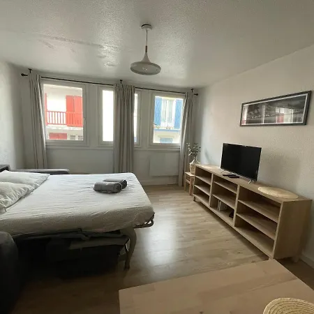 Studio Hyper Centre Plage à Pied Appartement